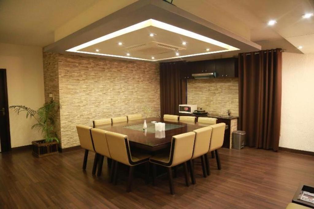 Hotel Castle Salam Khulna Екстер'єр фото