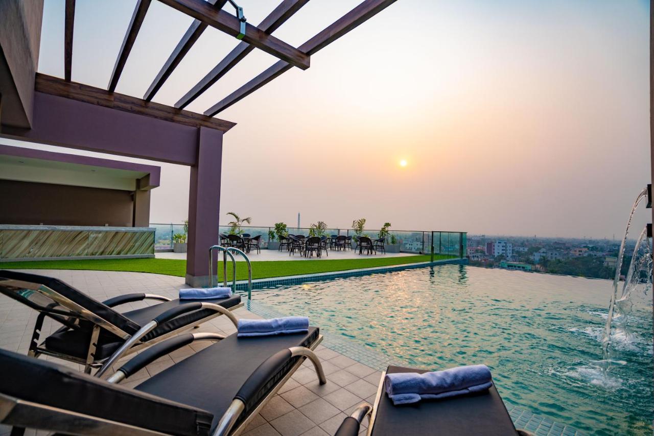 Hotel Castle Salam Khulna Екстер'єр фото