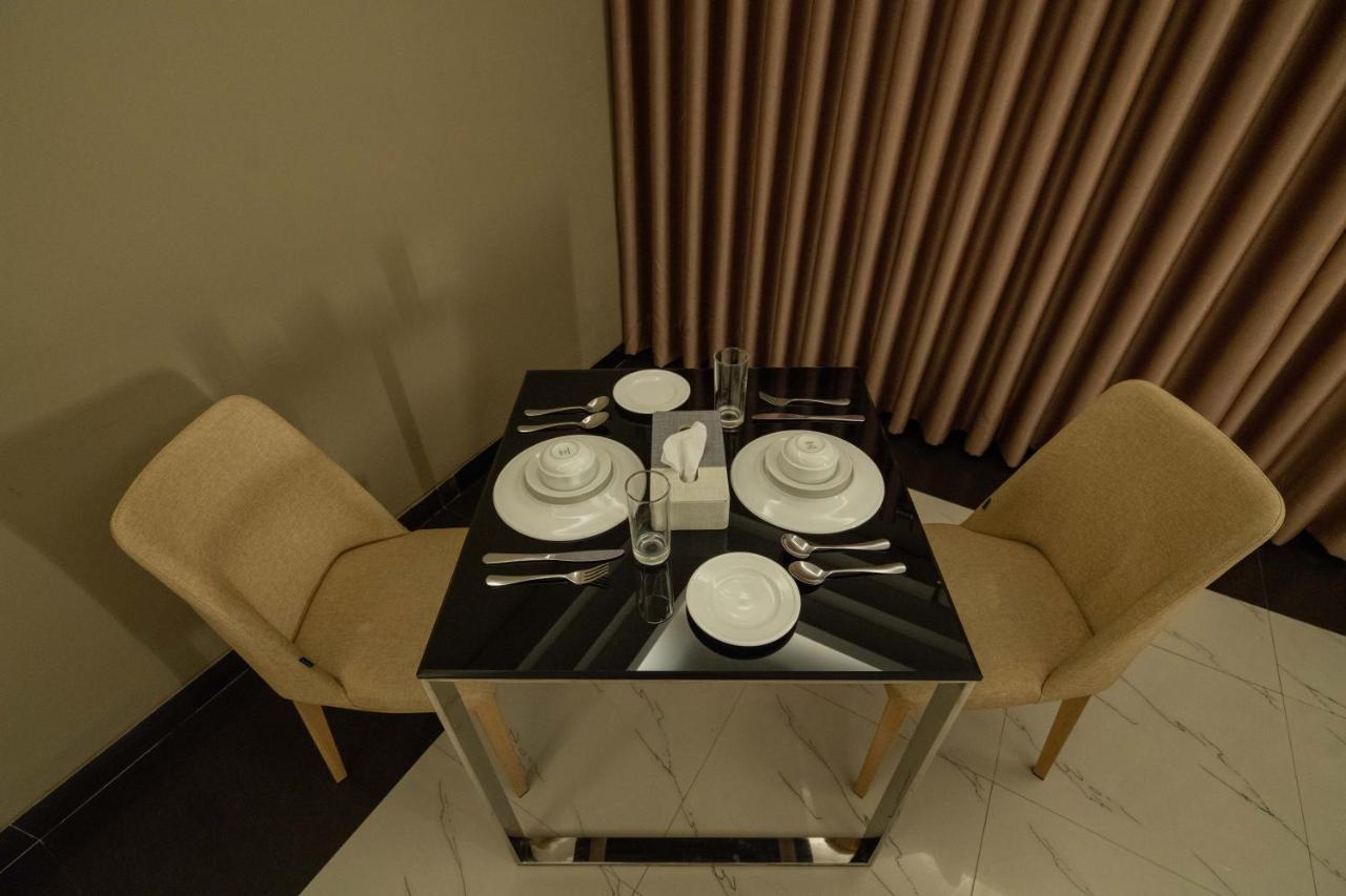 Hotel Castle Salam Khulna Екстер'єр фото